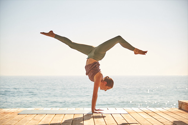 Tập yoga giúp hỗ trợ điều trị chứng đau nhức khắp người
