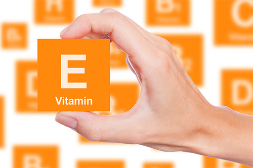 Vitamin E là chất giúp hỗ trợ điều trị ung thư rất tốt